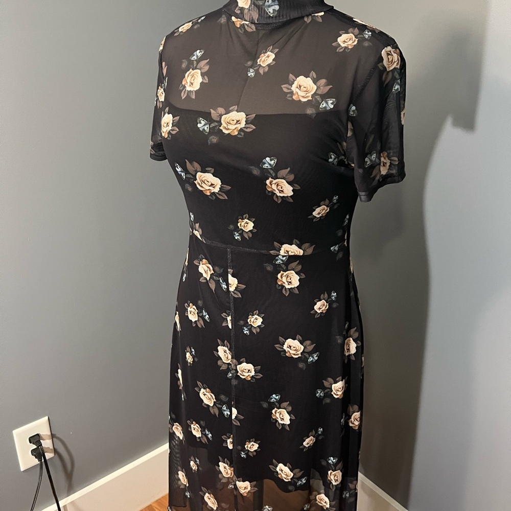 Black and Cream Mock Neck Midi Sundress